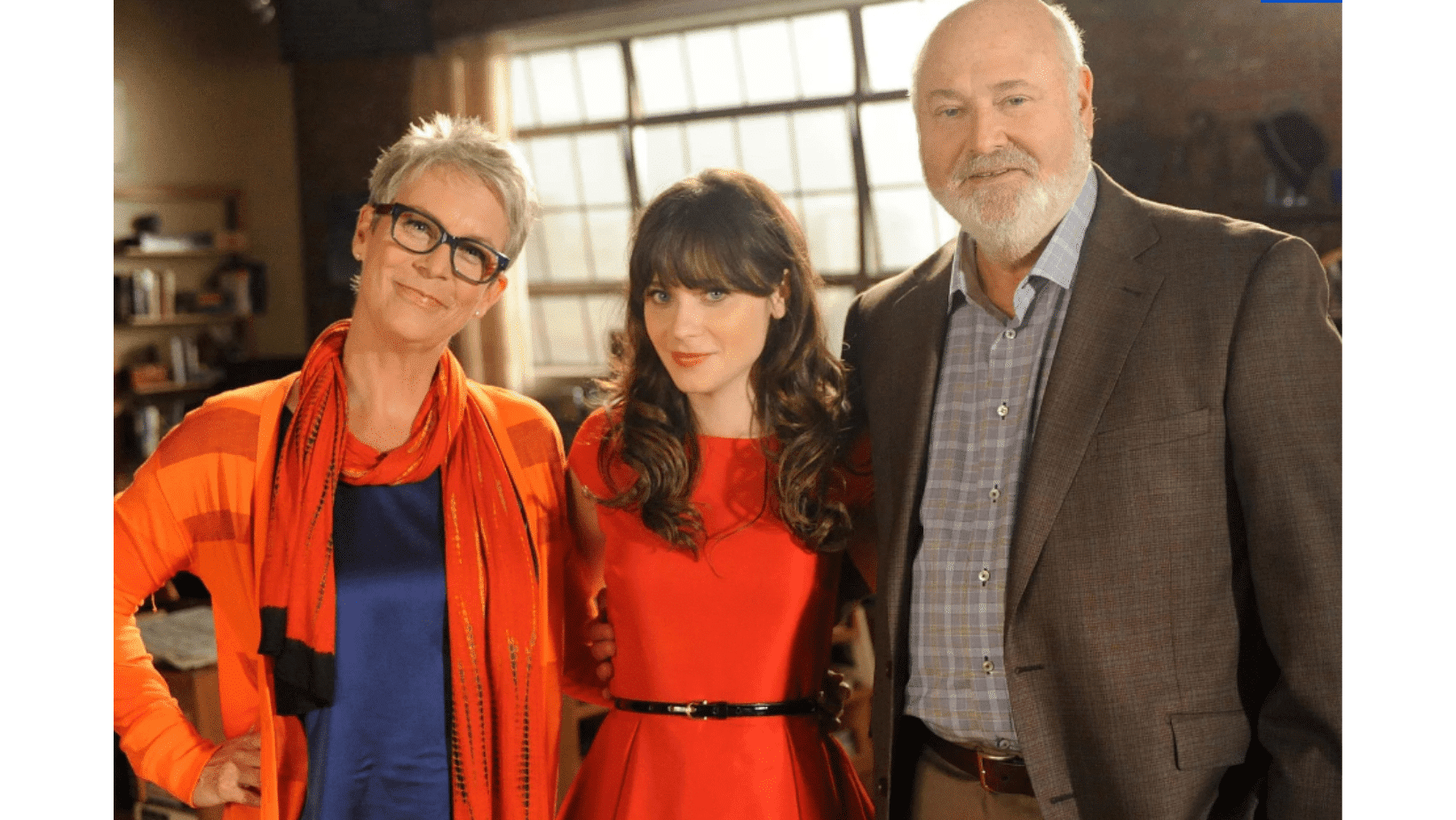 Jess and her parents during the Thanksgiving episode of New Girl.