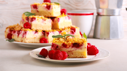 raspberry cheesecake bars